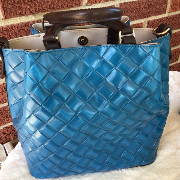 Dooney woven Barlow satchel basket weave embossed leather - Picture 3 of 16